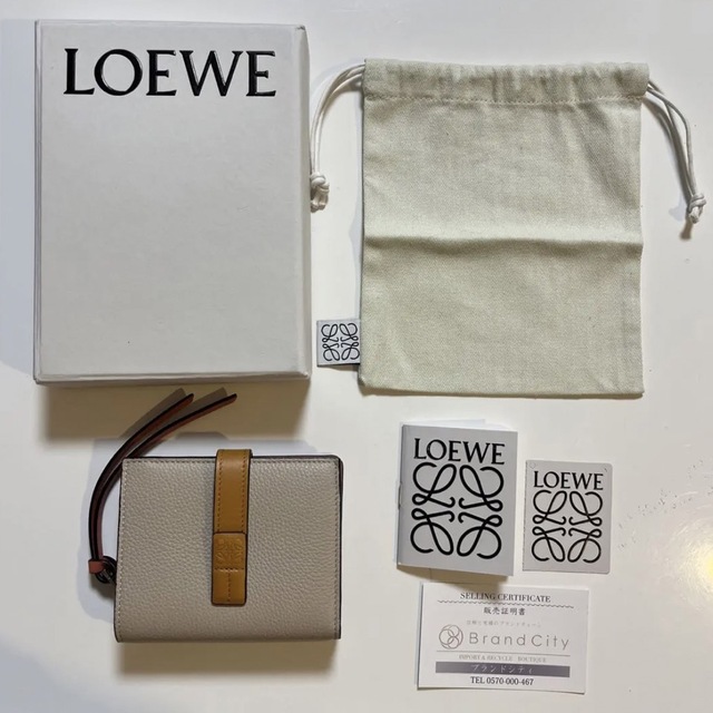 新作入荷!!】 ロエベ - LOEWE コンパクト レザ ソフトグレインカーフ