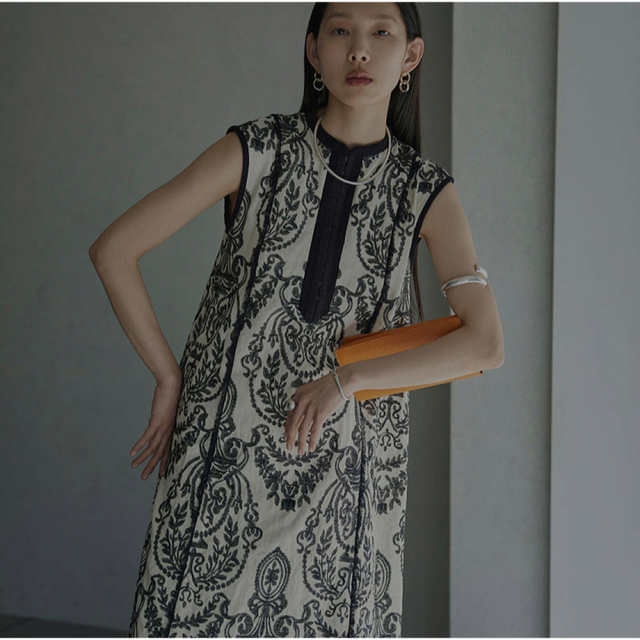 アメリヴィンテージ　DAMASK EMBROIDERY LINEN DRESS