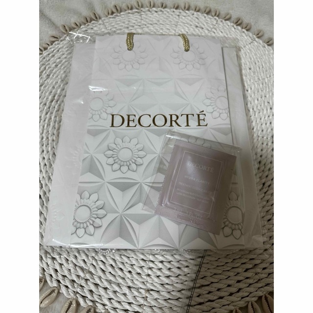 COSME DECORTE(コスメデコルテ)のコスメデコルテ　紙袋3枚セット レディースのバッグ(ショップ袋)の商品写真