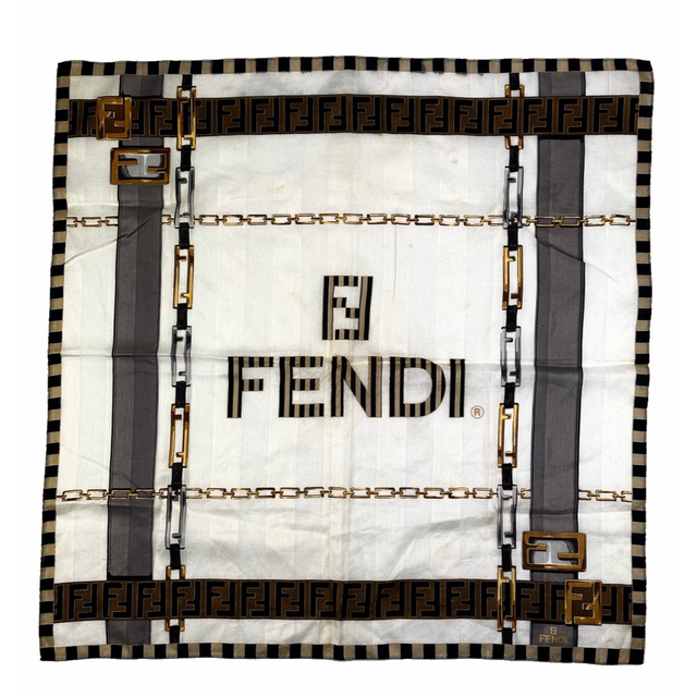 FENDI(フェンディ)のフェンディ　FENDI バンダナ　ハンカチ　スカーフ　首飾り　ズッカ　ズッキーノ レディースのファッション小物(バンダナ/スカーフ)の商品写真