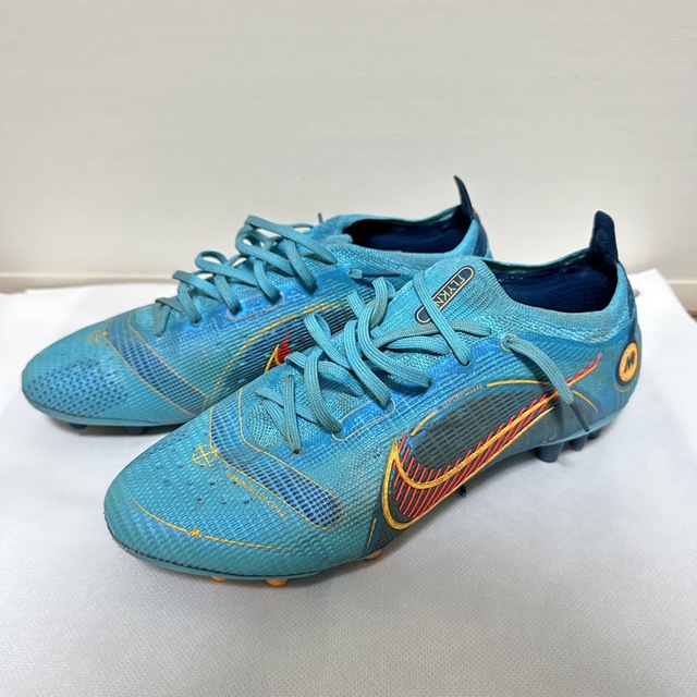 NIKE(ナイキ)のマーキュリアルヴェイパー 14 エリート AG   スポーツ/アウトドアのサッカー/フットサル(シューズ)の商品写真