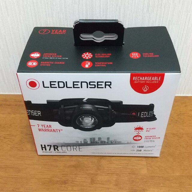 LEDLENSER(レッドレンザー)のLEDLENSER レッドレンザー H7R CORE スポーツ/アウトドアのアウトドア(ライト/ランタン)の商品写真