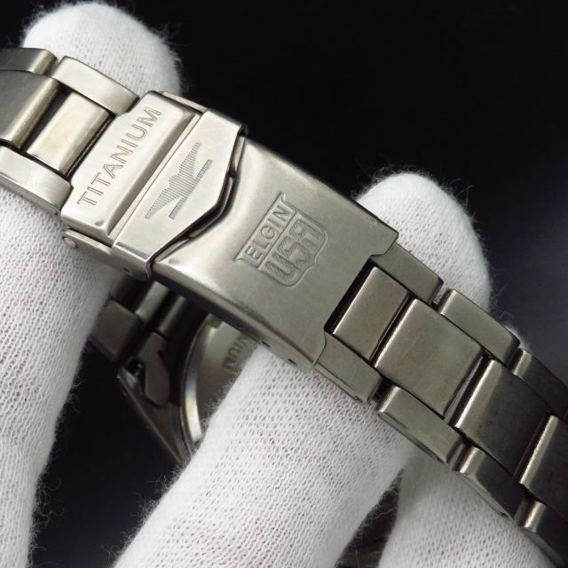 ELGIN(エルジン)のELGIN ソーラー腕時計 デイデイト ダイアモンド チタン製 メンズの時計(腕時計(アナログ))の商品写真