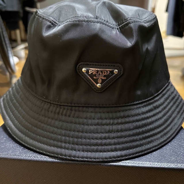 PRADA プラダ RE-NYLON BUCKET HAT 三角プレート ナイロン バケット