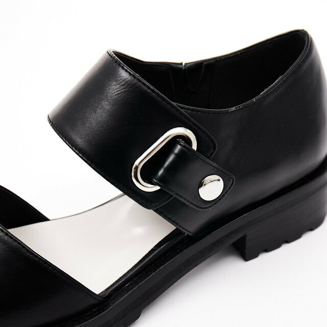 AU BANNISTER(オゥバニスター)の【ブラック】【35】【LAROUTE】セパレートシューズ レディースの靴/シューズ(その他)の商品写真