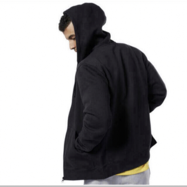 Reebok(リーボック)のリーボック Reebok フリース   パーカー　フーディー　ブラック メンズのジャケット/アウター(ブルゾン)の商品写真