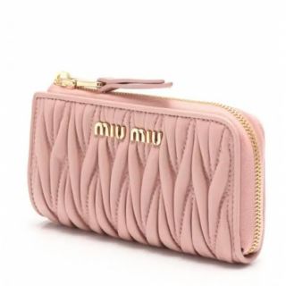 ミュウミュウ(miumiu)のmiumiu マテラッセ　レザーキーケース　カードケース(コインケース)