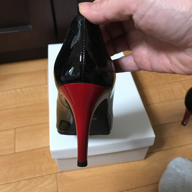 CHRISTIAN LACROIX 美しい黒革のハイヒール パンプス | ejequine.co.uk