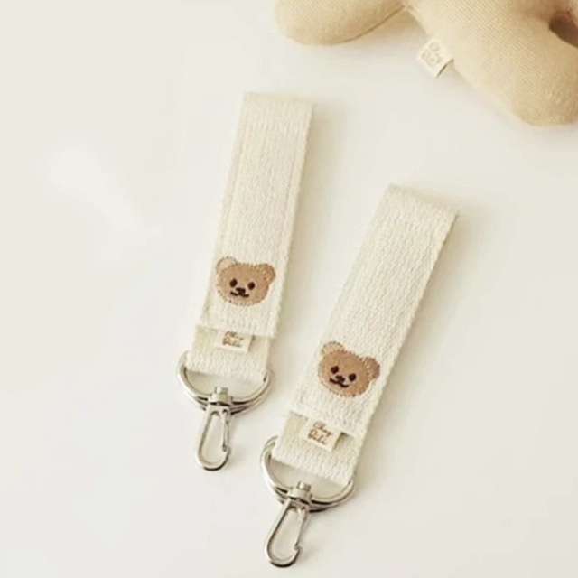 【新品】くまさん刺繍ベビーカー用フック バッグハンガー ベビーカーアクセサリー