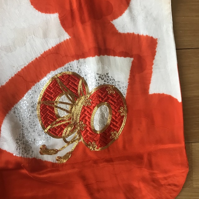 7歳、七五三、着物、刺繍、朱色、オレンジ、古典柄、リメイクにもの