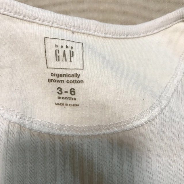 babyGAP(ベビーギャップ)のbabyGAP ♡ ロンパース キッズ/ベビー/マタニティのベビー服(~85cm)(ロンパース)の商品写真