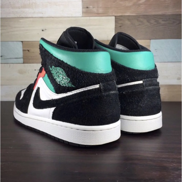 NIKE   NIKE AIR JORDAN 1 MID SE cmの通販 by USEDSNKRS ｜ナイキ