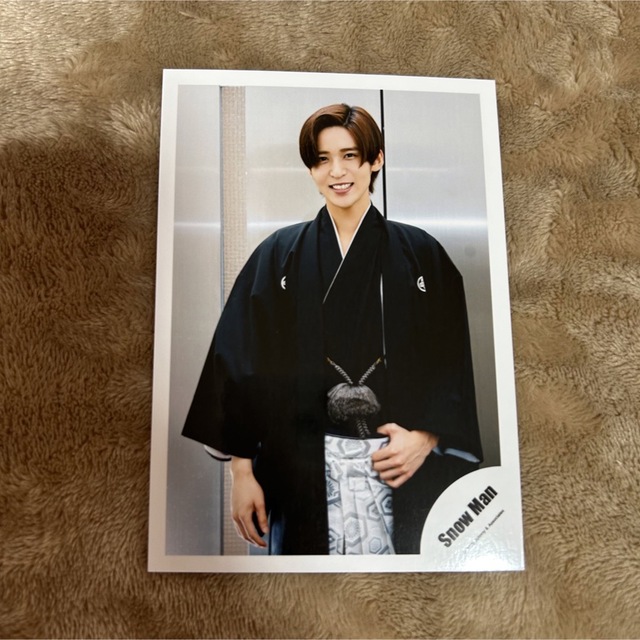 Snow Man(スノーマン)のSnowMan 目黒蓮 袴 公式写真 エンタメ/ホビーのタレントグッズ(アイドルグッズ)の商品写真