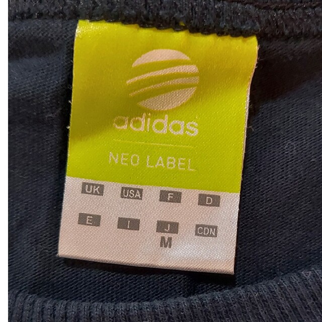 adidas(アディダス)のアディダスtシャツ レディースのトップス(Tシャツ(半袖/袖なし))の商品写真