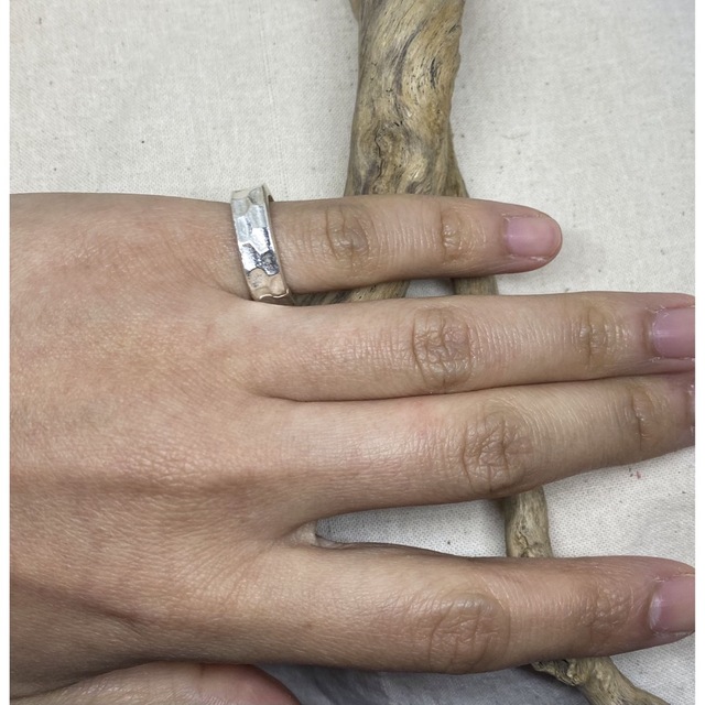 スターリングシルバー925 槌目模様カレン族ハンドメイド　高純度　ホrj-018 メンズのアクセサリー(リング(指輪))の商品写真