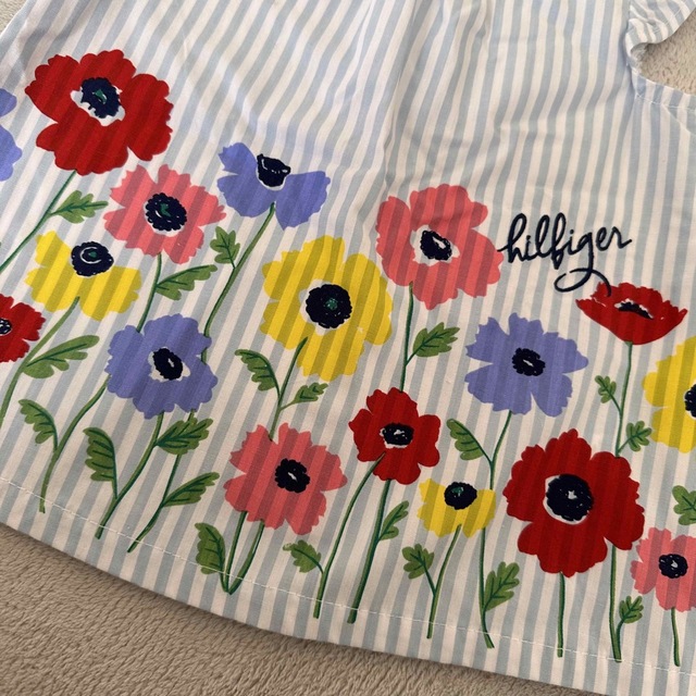 TOMMY HILFIGER(トミーヒルフィガー)のTOMMY ベビー服 キッズ/ベビー/マタニティのキッズ服女の子用(90cm~)(Tシャツ/カットソー)の商品写真