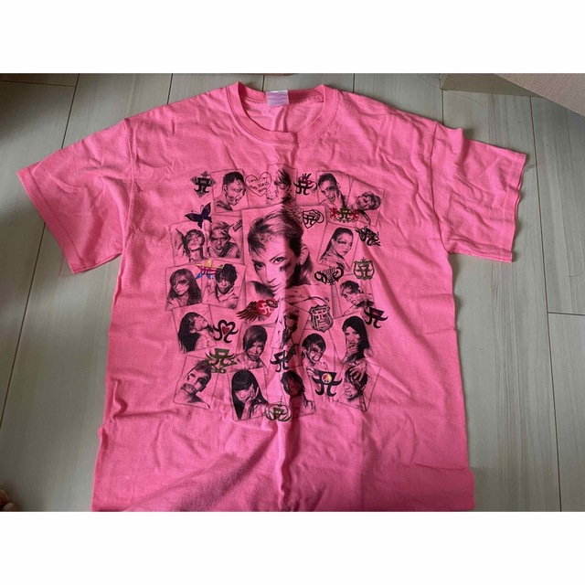 浜崎あゆみ 15周年Tシャツ エンタメ/ホビーのタレントグッズ(女性タレント)の商品写真