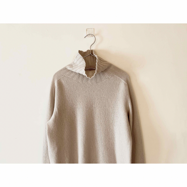 マーガレットハウエル スコティッシュカシミヤ100%タートルニット 8.3万