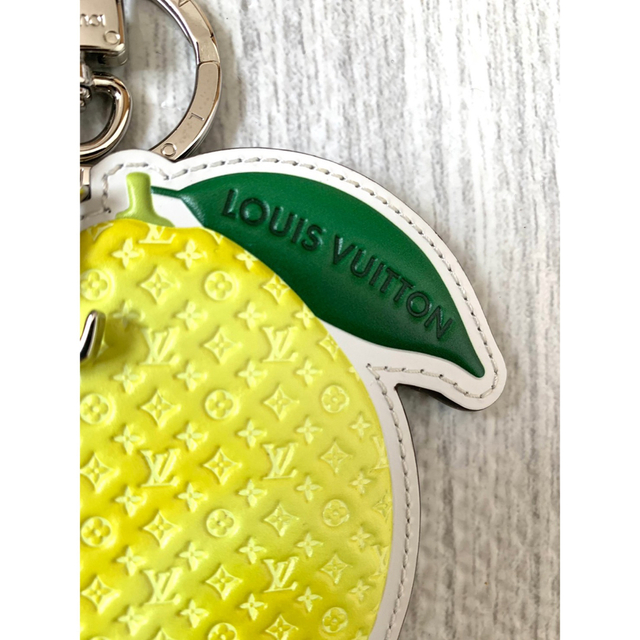 LOUIS VUITTON MP3270 ポルト クレ レモン キーホルダー 最安価格