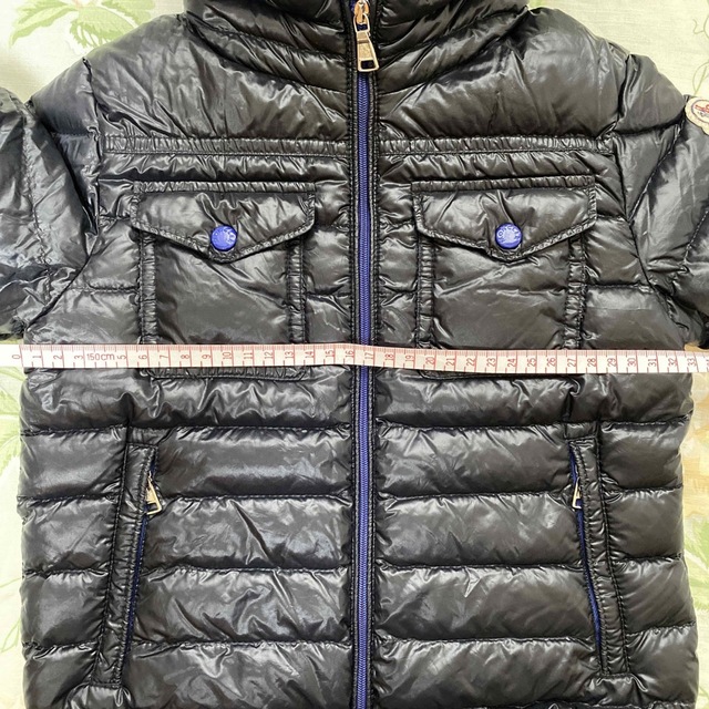 MONCLER(モンクレール)のモンクレール MONCLER ダウンジャケット キッズ 4歳 104cm キッズ/ベビー/マタニティのキッズ服男の子用(90cm~)(ジャケット/上着)の商品写真