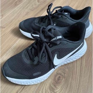 ナイキ(NIKE)のNIKE スニーカー　ジュニア　22.5cm(スニーカー)