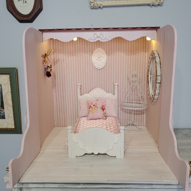 専用品】2way扉つきメルヘン*ベッドルーム*ドールハウス 専用品】2way扉つきメルヘン*ベッドルーム*ドールハウス