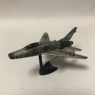 フルタセイカ(フルタ製菓)のF-100D スーパーセイバー チョコエッグ 戦闘機シリーズ 第1弾 フルタ(模型/プラモデル)