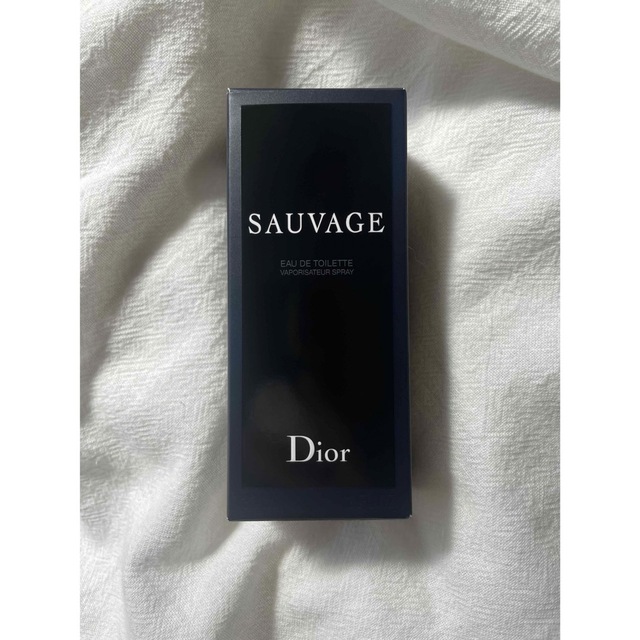 Christian Dior(クリスチャンディオール)のソヴァージュ オードゥ トワレ　30ml コスメ/美容の香水(香水(男性用))の商品写真