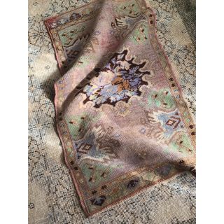 専用です　"Reserved" ViNTAGE TURKiSH RUG(玄関マット)