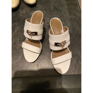 Hermes - オヴァシオン ケリーサンダル エルメスの通販|ラクマ