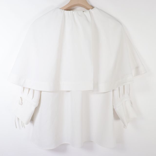 akiki アキキ　ブラウス　cape blouse white ケープブラウス