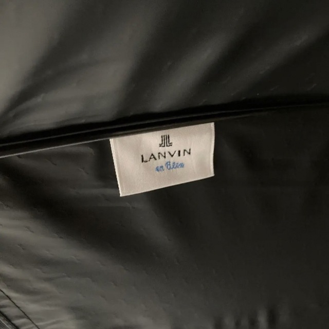 LANVIN en Bleu(ランバンオンブルー)の新品⭐️ランバン オンブルー 晴雨兼用傘 ドビーフリル ブラック 日傘 定番人気 レディースのファッション小物(傘)の商品写真