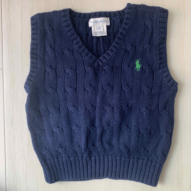 Ralph Lauren(ラルフローレン)のラルフローレン　紺ベスト　サイズ12M キッズ/ベビー/マタニティのベビー服(~85cm)(ニット/セーター)の商品写真