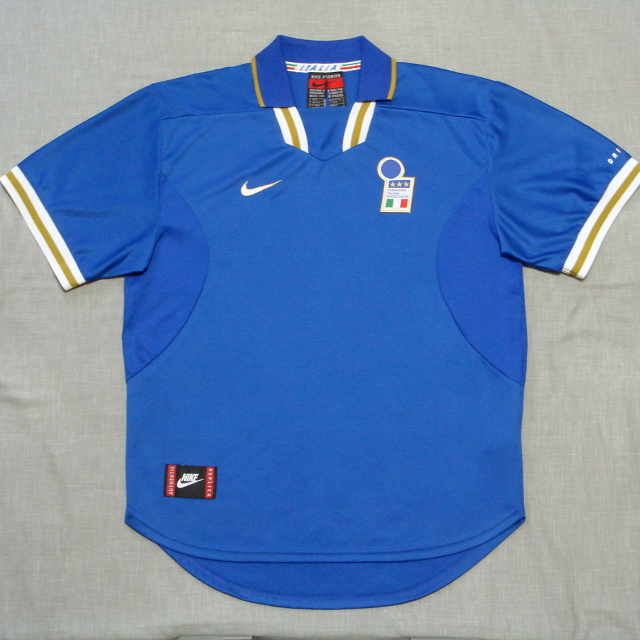 ☆おまけ付き☆イタリア代表1996ホーム Nike ユニフォーム Pumaポロ