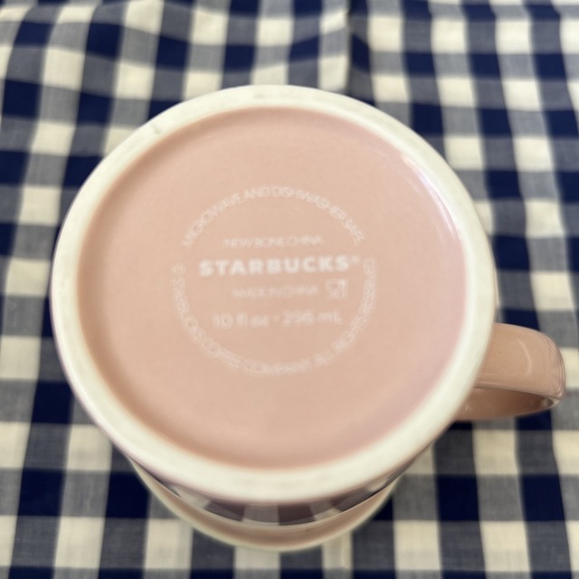 Starbucks Coffee(スターバックスコーヒー)のスターバックス　マグカップ　2020マグコメットスター インテリア/住まい/日用品のキッチン/食器(グラス/カップ)の商品写真