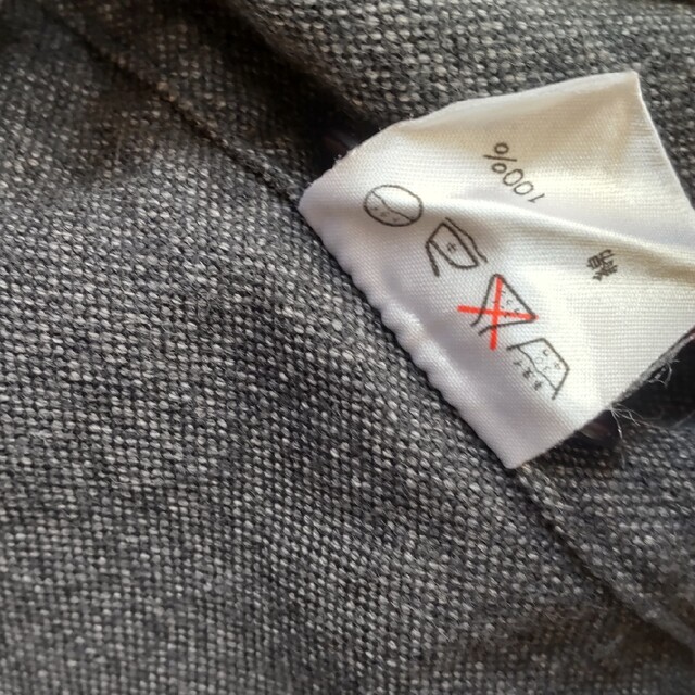 ISSEY MIYAKE(イッセイミヤケ)のISSEY MIYAKE　綿のジャケット レディースのジャケット/アウター(ノーカラージャケット)の商品写真