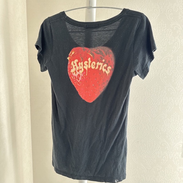 HYSTERIC GLAMOUR(ヒステリックグラマー)のヒステリックグラマー スカルベリー 半袖Tシャツ  レディースのトップス(Tシャツ(半袖/袖なし))の商品写真