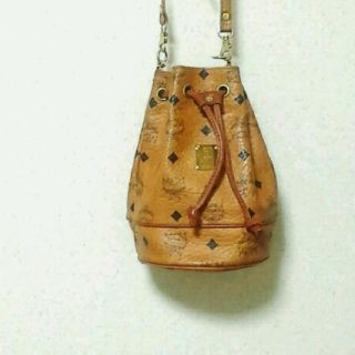 エムシーエム(MCM)のMCM ミニ巾着バック(ショルダーバッグ)