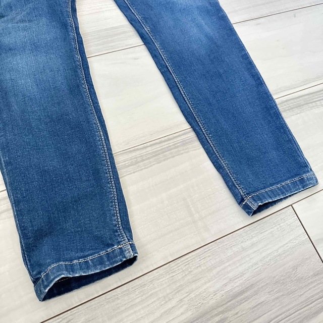 ZARA(ザラ)のZARA ザラ スキニーデニム パンツ サイズ38 レディースのパンツ(デニム/ジーンズ)の商品写真