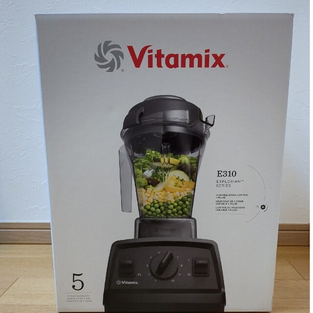 Vitamix(バイタミックス)の★SALE★【新品/未開封】バイタミックス E310 ブラック スマホ/家電/カメラの調理家電(ジューサー/ミキサー)の商品写真