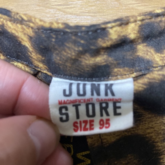 JUNK STORE(ジャンクストアー)のジャンクストア　半袖シャツ　95 キッズ/ベビー/マタニティのキッズ服男の子用(90cm~)(Tシャツ/カットソー)の商品写真