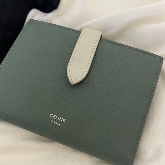 新品♡CELINE セリーヌ トリオンフ 三つ折り財布 グリーン