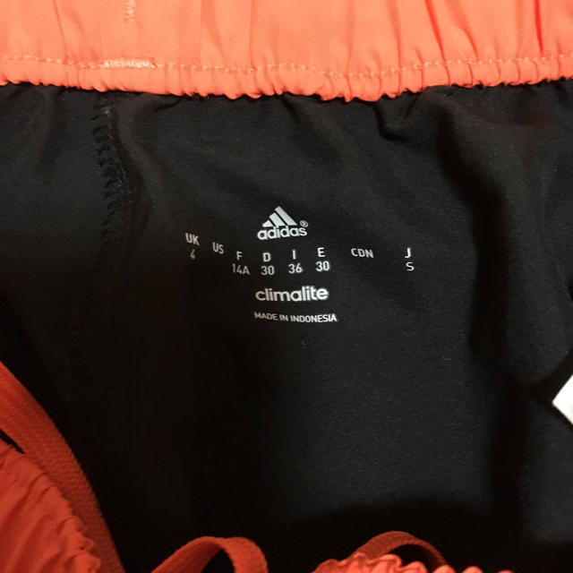 adidas(アディダス)のアディダス ランニングパンツ スポーツ/アウトドアのスポーツ/アウトドア その他(陸上競技)の商品写真