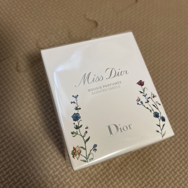 Christian Dior(クリスチャンディオール)の新品未開封　ディオール　ミスディオール　キャンドル コスメ/美容のリラクゼーション(キャンドル)の商品写真