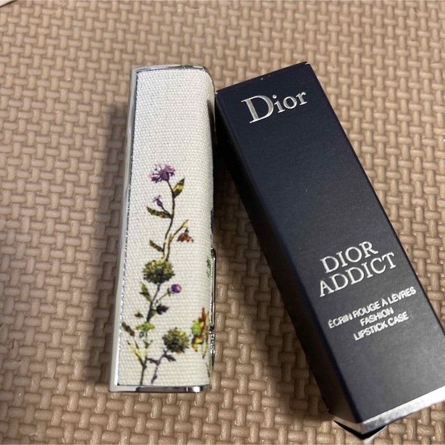 Christian Dior(クリスチャンディオール)の新品　ディオール　アディクト　リップスティック  ケースのみ　限定　ショッパー付 コスメ/美容のベースメイク/化粧品(口紅)の商品写真