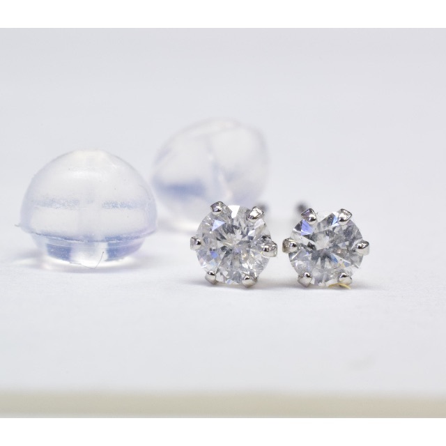 Pt900 ダイヤ ピアス　0.05ct 0.05ct レディースのアクセサリー(ピアス)の商品写真