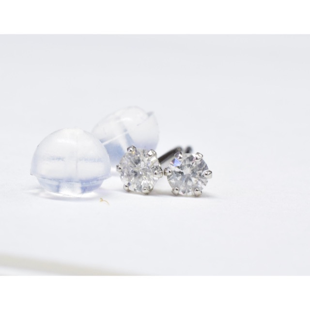 Pt900 ダイヤ ピアス　0.05ct 0.05ct レディースのアクセサリー(ピアス)の商品写真