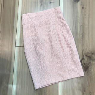 スナイデル(SNIDEL)のピンクのタイトスカート (ミニスカート)