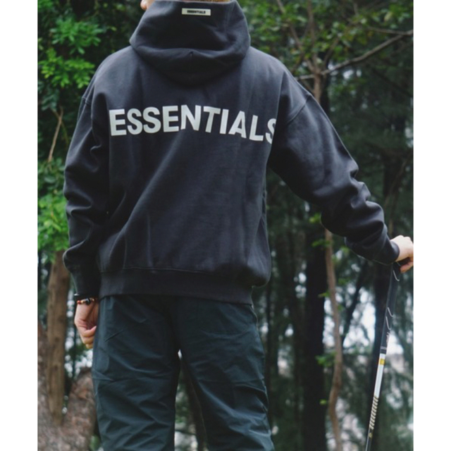 FEAR OF GOD ESSENTIALS パーカー