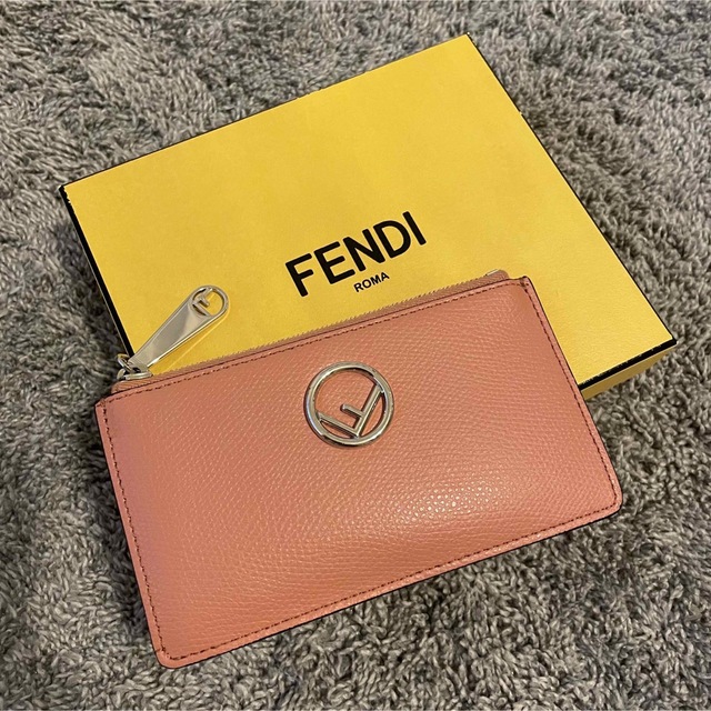 約8cm横幅FENDI カードケース くすみピンク